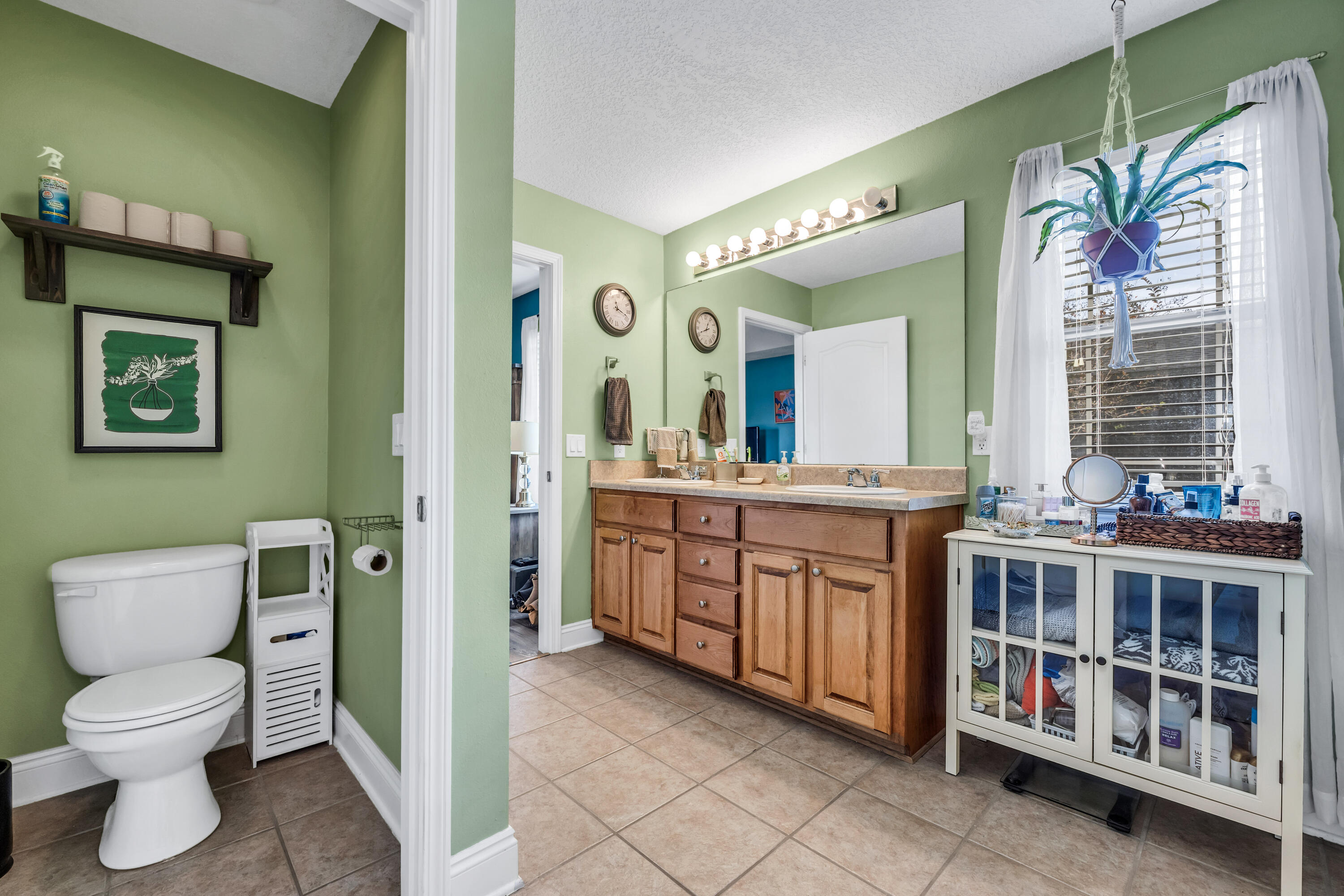 6616 Bryant Road Navarre, FL 32566 - Photo 32 of 61 6616 Bryant St - Navarre-49