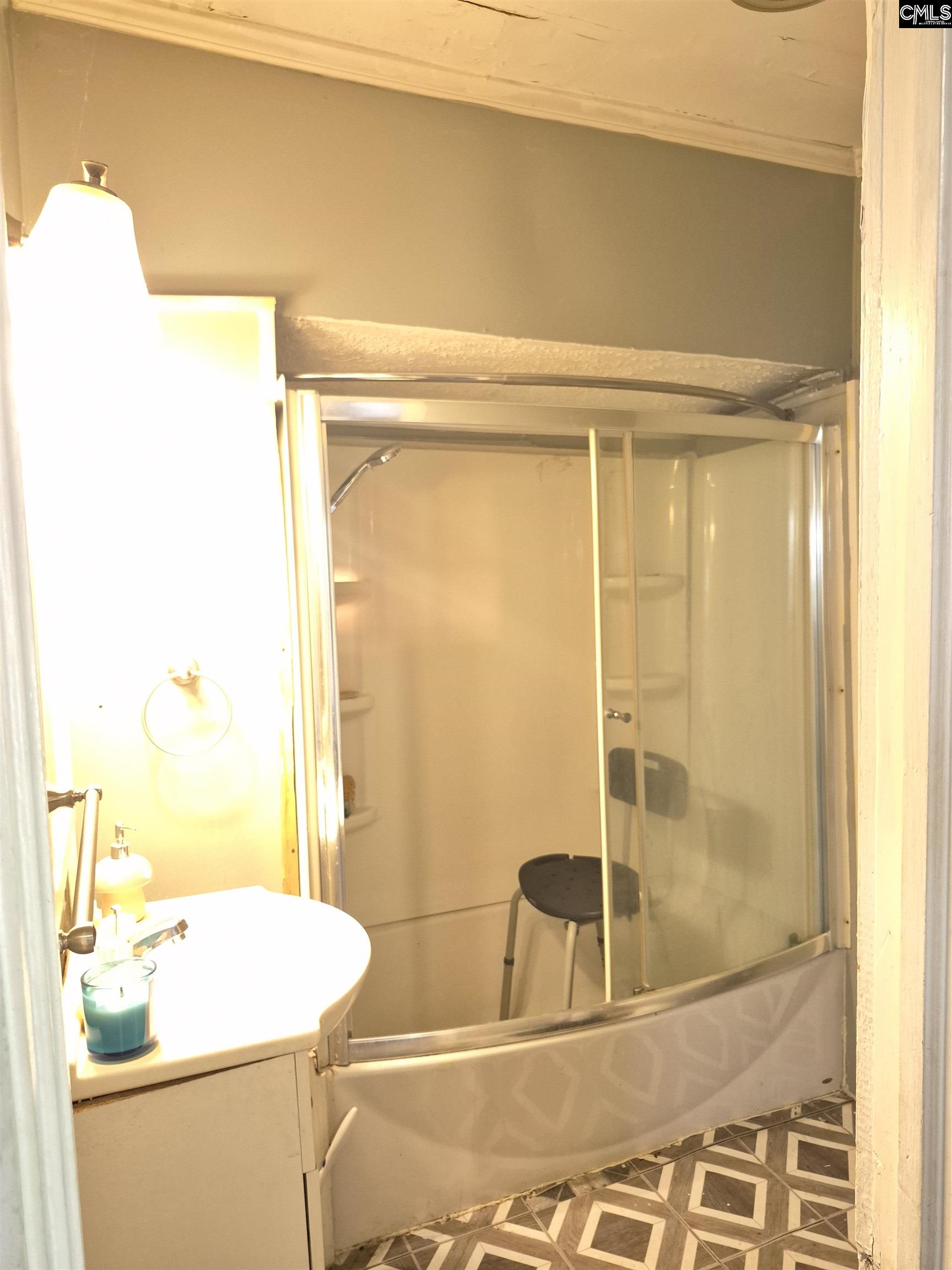 2337 Pendleton Street Columbia, SC 29205 - Photo 7 of 8