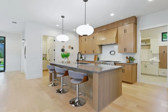 $2,149,000 | 2711 Pegram Avenue, Austin, TX 78757