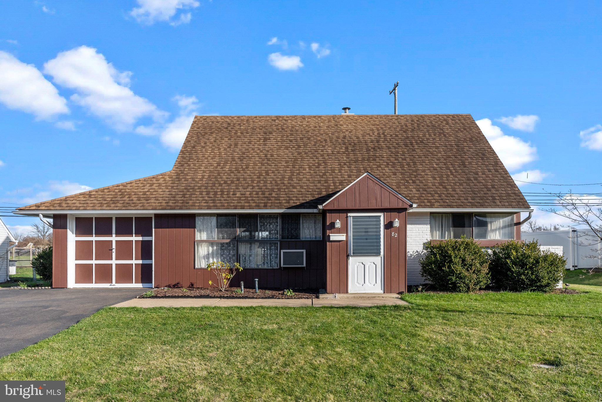 82 Harmony Road Levittown, PA 19056 - Photo 1 of 24