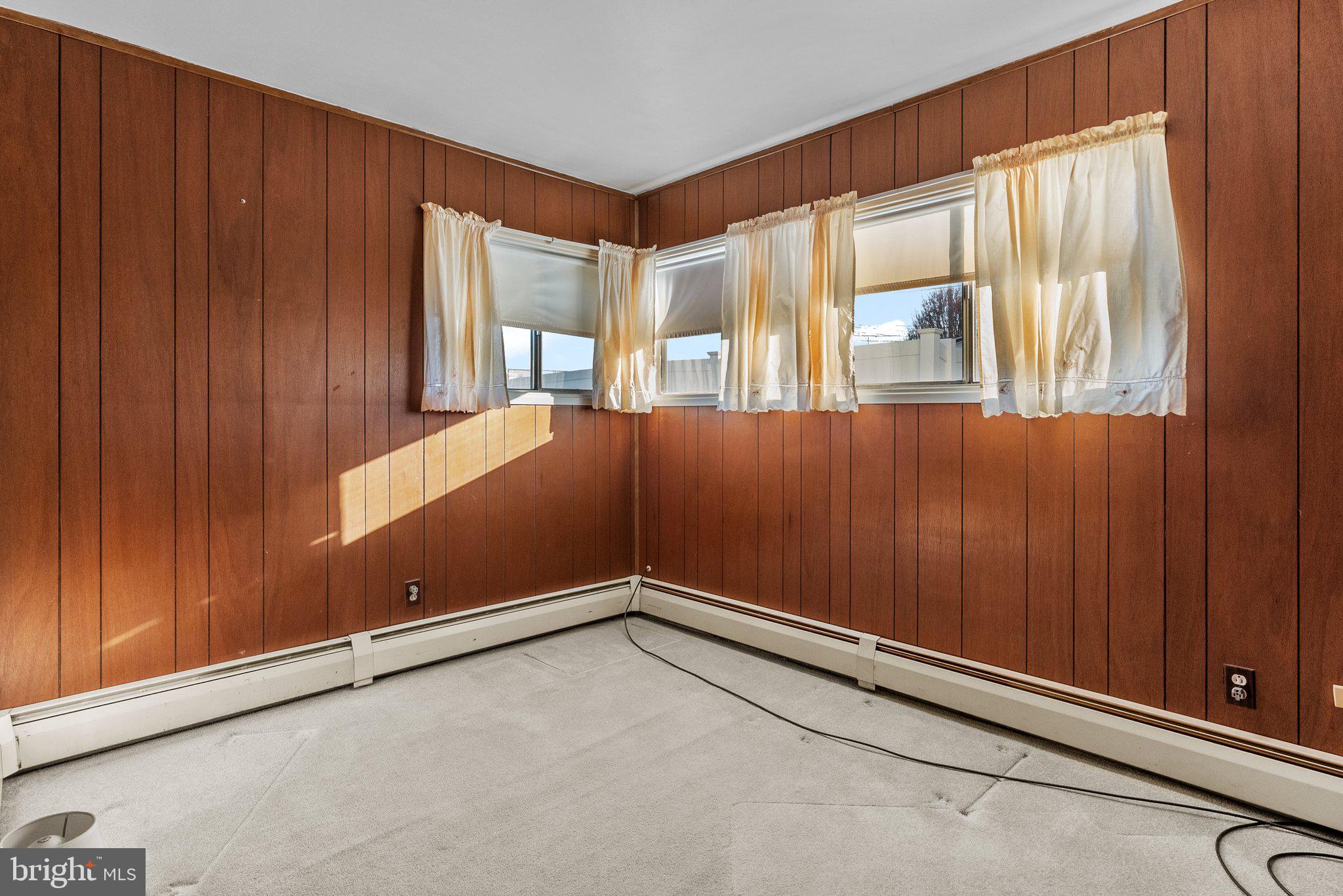 82 Harmony Road Levittown, PA 19056 - Photo 17 of 24