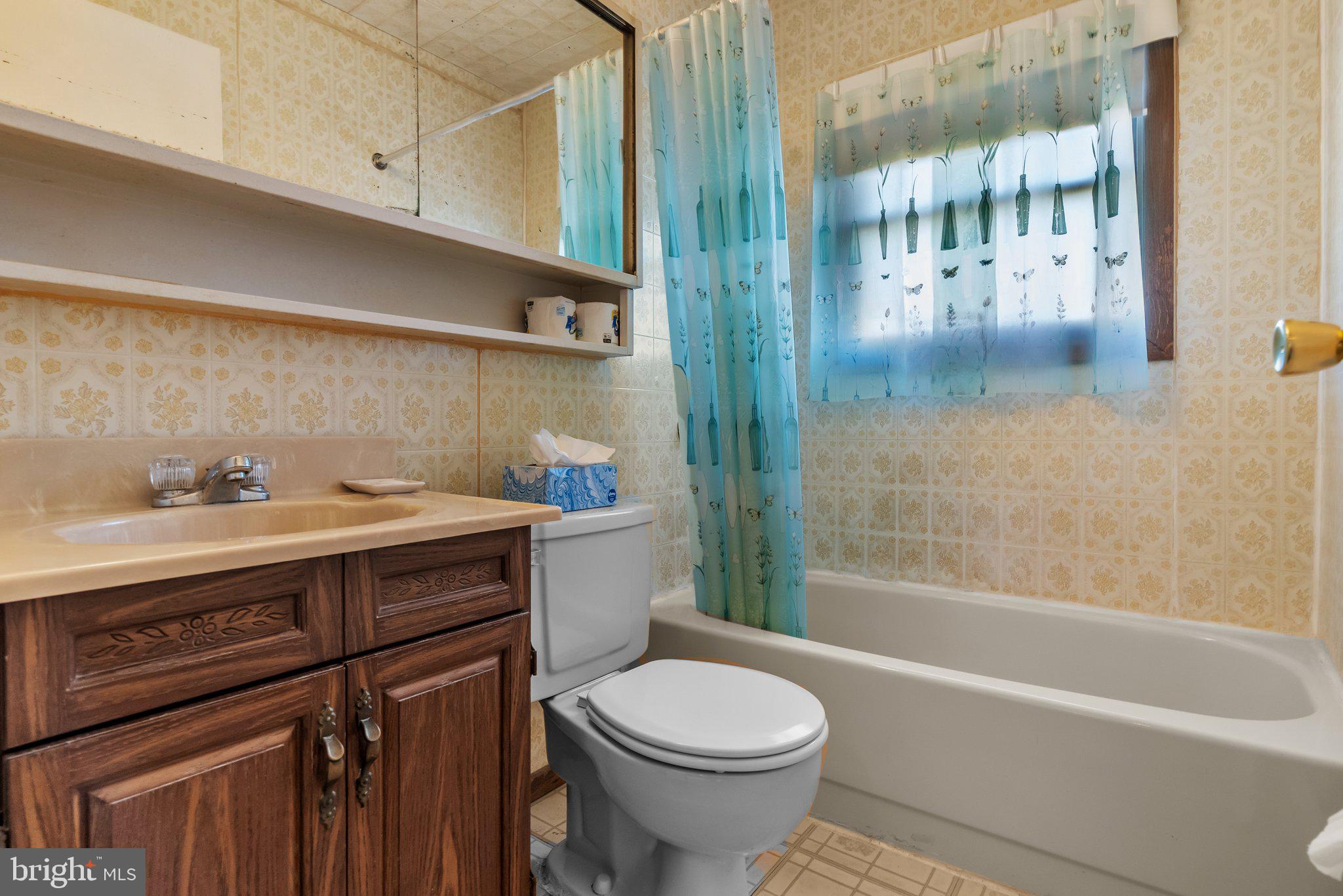 82 Harmony Road Levittown, PA 19056 - Photo 18 of 24