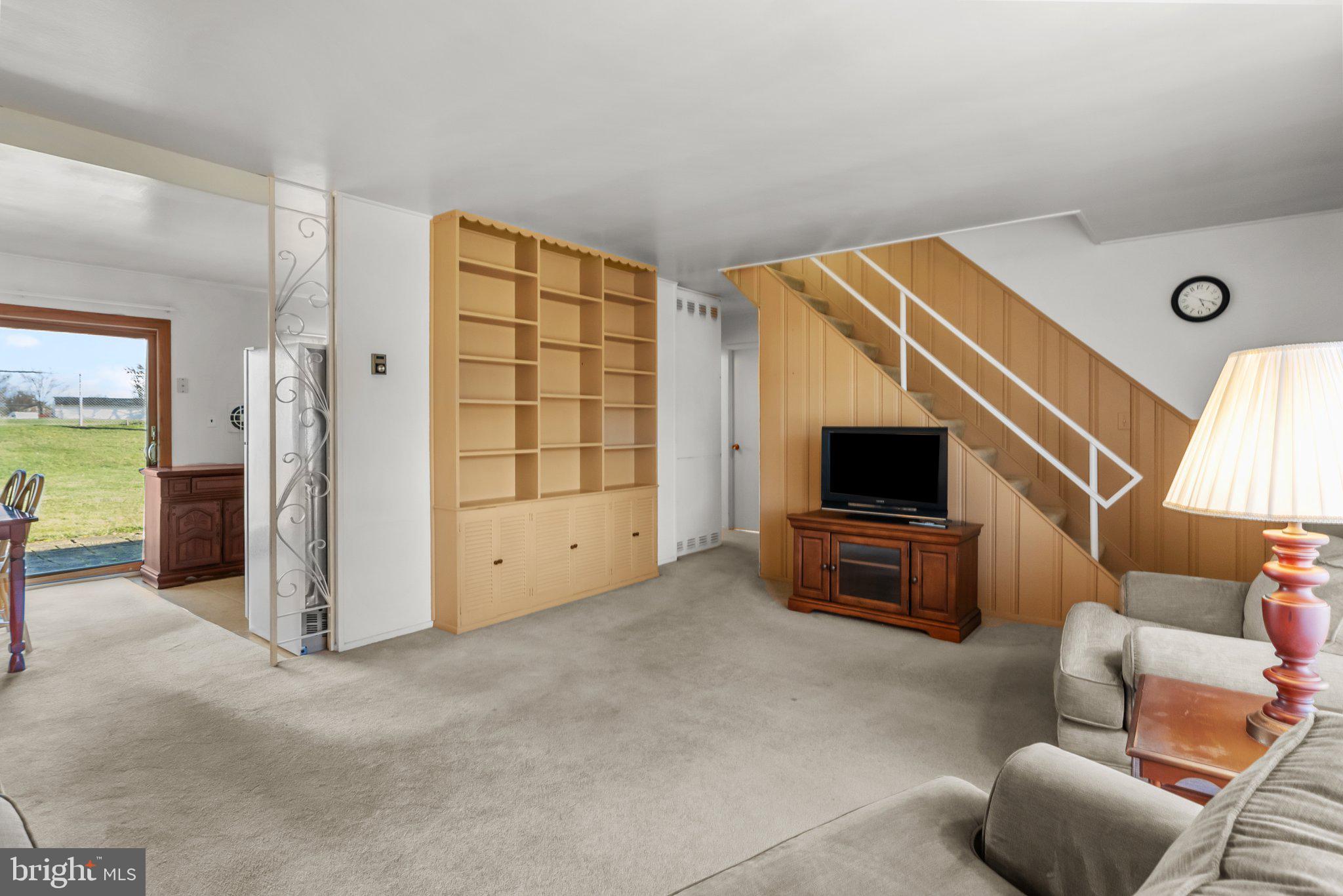 82 Harmony Road Levittown, PA 19056 - Photo 6 of 24