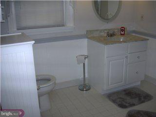 658 West Springfield Road Springfield, PA 19064 - Photo 4 of 6