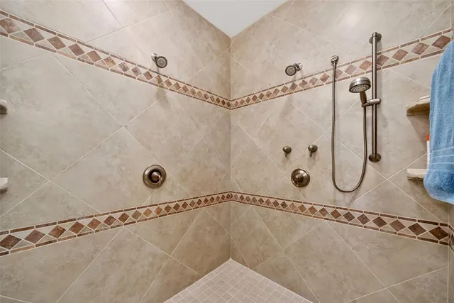 $948,000 | 11140 Hacienda Del Mar Boulevard, Unit E 306, Placida, FL 33946