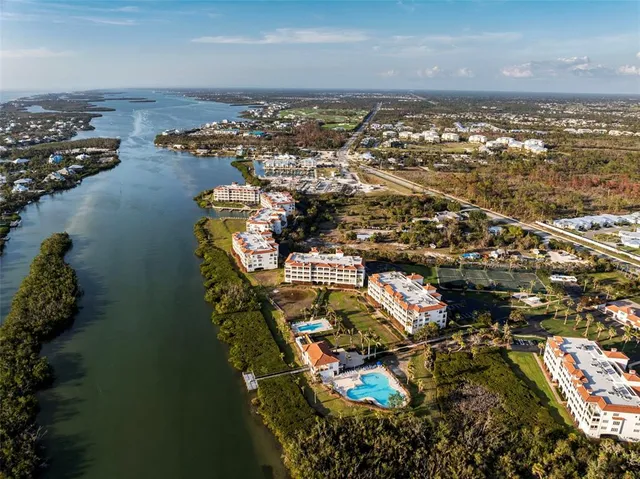 $948,000 | 11140 Hacienda Del Mar Boulevard, Unit E 306, Placida, FL 33946