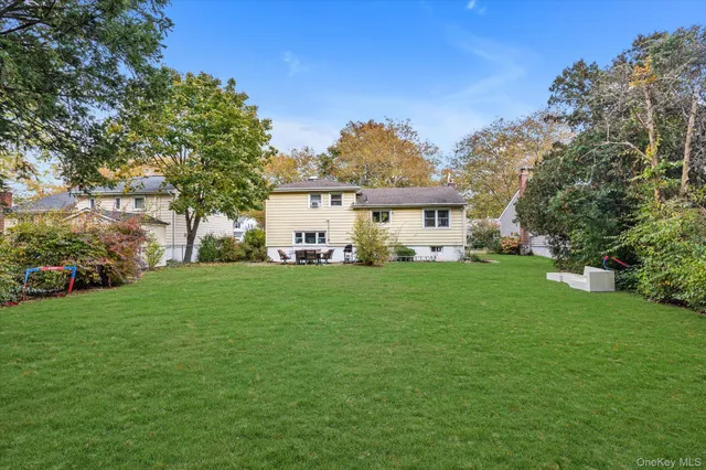 $1,199,000 | 60 Pell Terrace, Garden City, NY 11530