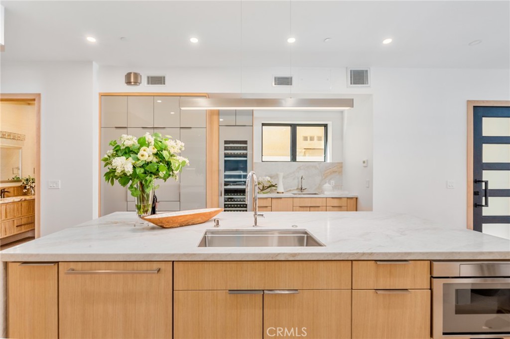 520 11th Street Huntington Beach, CA 92648 - Photo 12 of 45