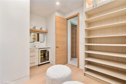 $3,795,000 | 520 11th Street, Huntington Beach, CA 92648