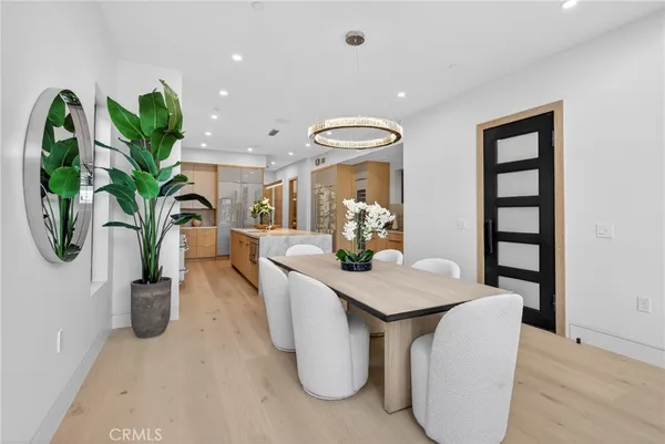 $3,795,000 | 520 11th Street, Huntington Beach, CA 92648