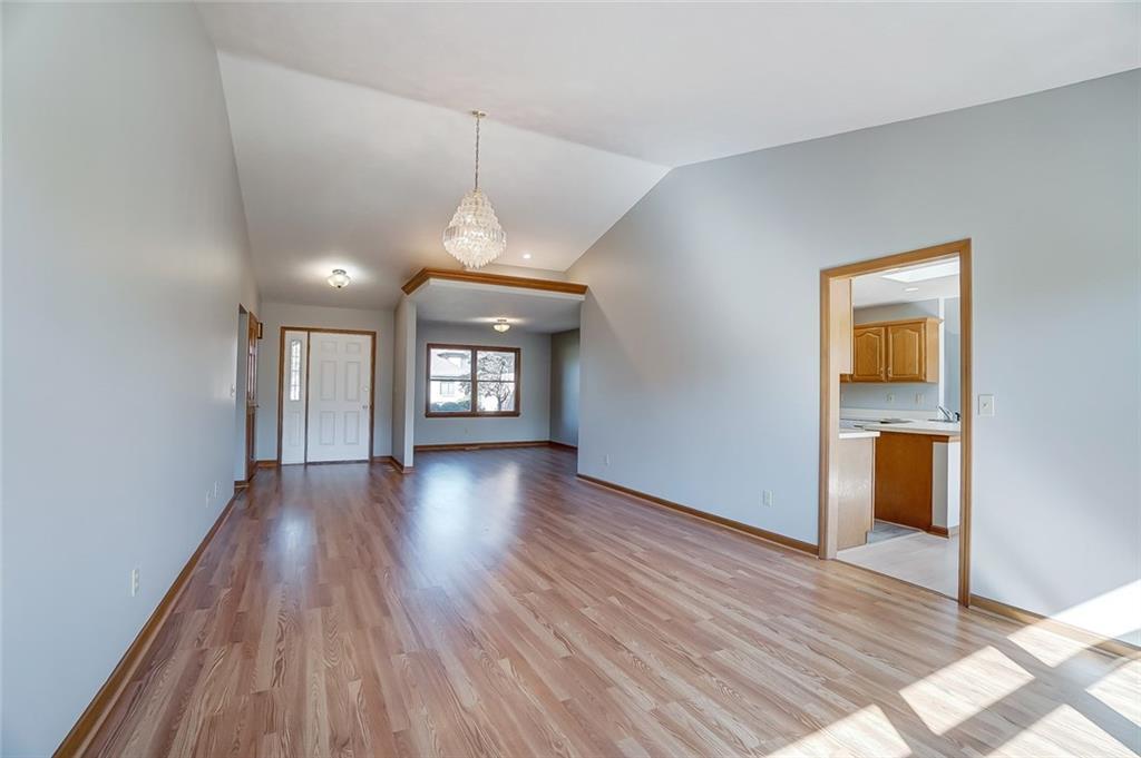 7881 Kings Ridge Circle Fairborn, OH 45324 - Photo 10 of 44