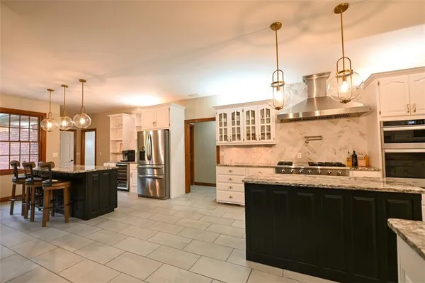 $849,000 | 1 Shamrock Drive, Lamar, MO 64759