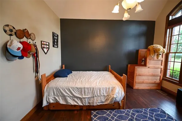 $849,000 | 1 Shamrock Drive, Lamar, MO 64759