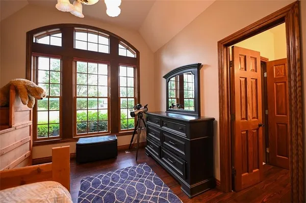 $849,000 | 1 Shamrock Drive, Lamar, MO 64759