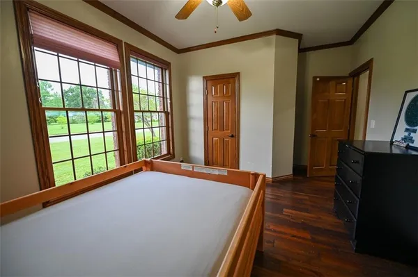 $849,000 | 1 Shamrock Drive, Lamar, MO 64759