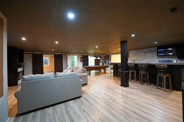 $849,000 | 1 Shamrock Drive, Lamar, MO 64759