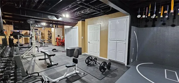 $849,000 | 1 Shamrock Drive, Lamar, MO 64759