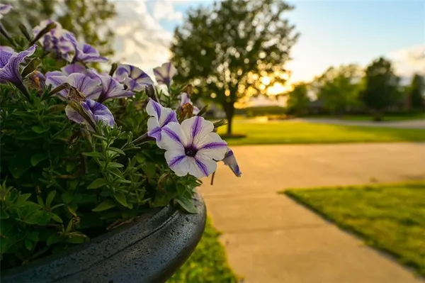 $849,000 | 1 Shamrock Drive, Lamar, MO 64759