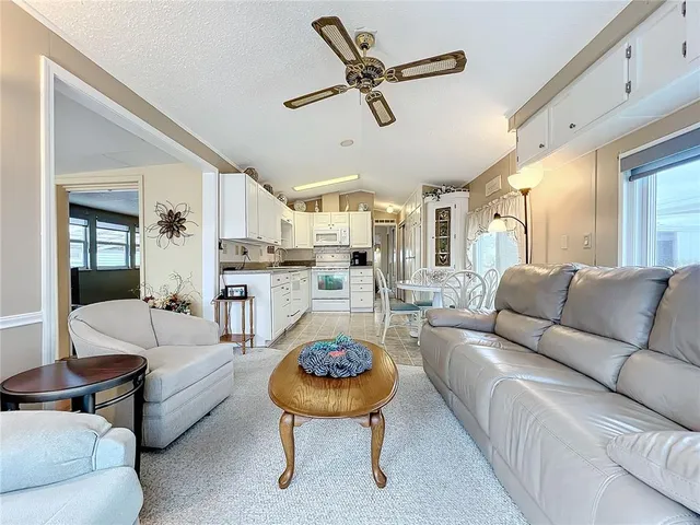 $125,000 | 3333 26th Avenue East, Unit 1120, Bradenton, FL 34208