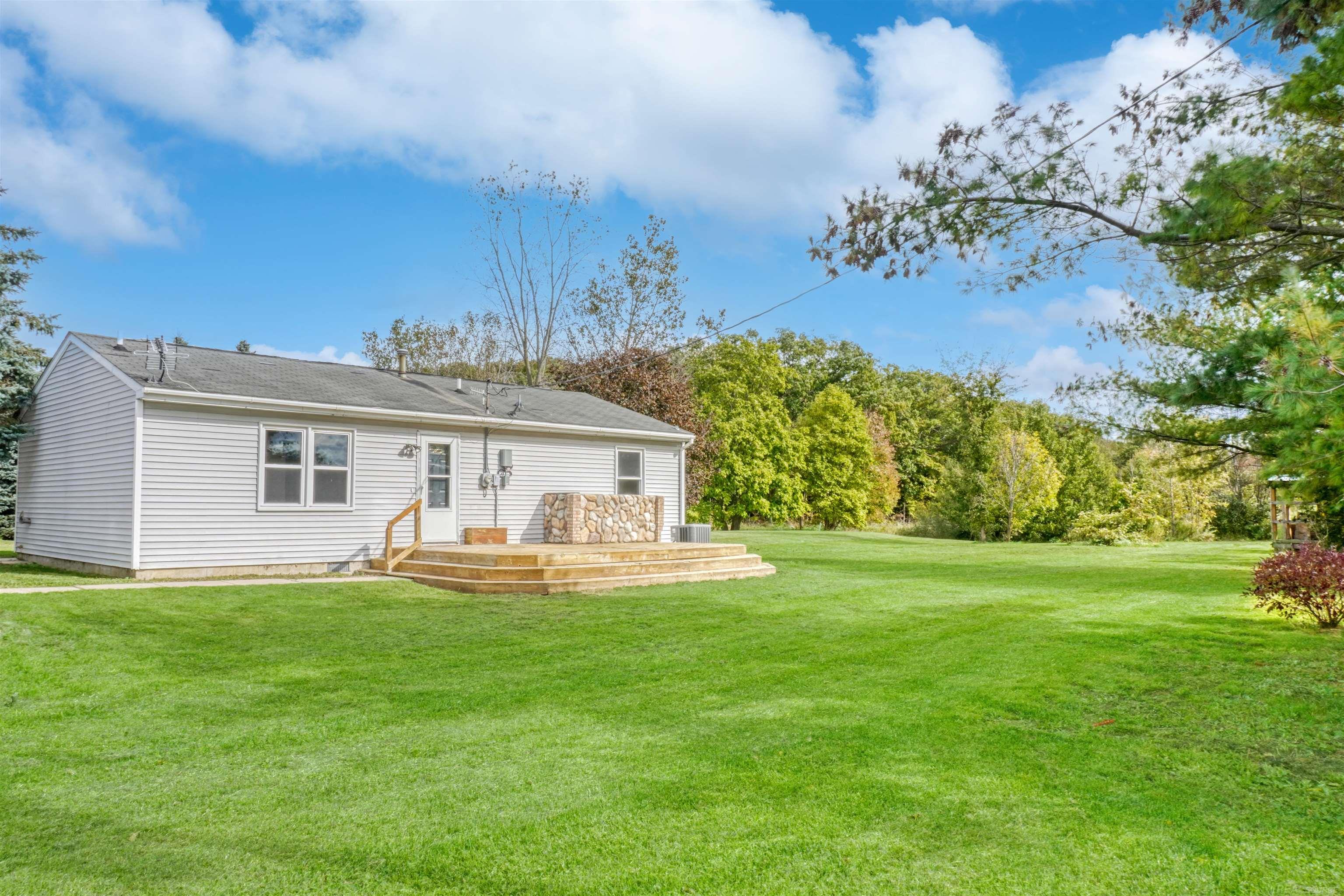 8521 Lashbrook Road Goodells, MI 48027 - Photo 19 of 20 50124512-18.JPG