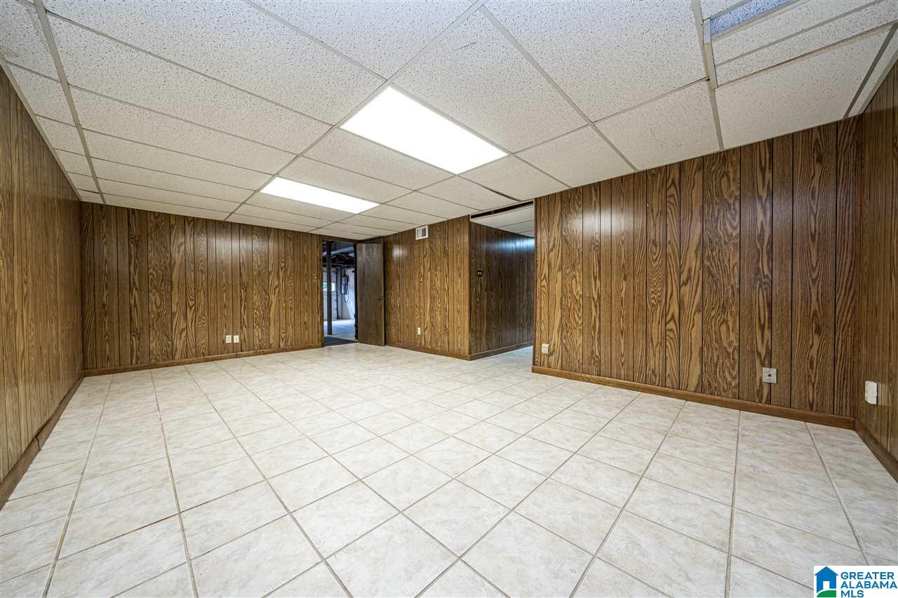 3872 Spring Valley Road Birmingham, AL 35223 - Photo 28 of 42