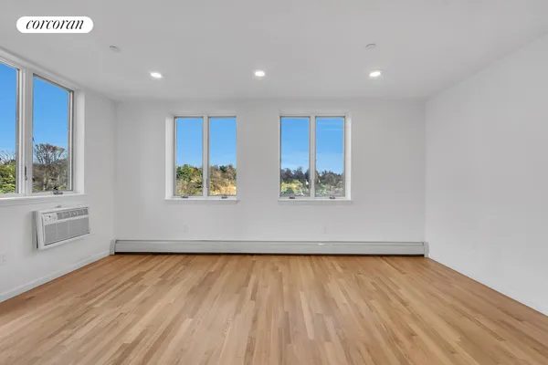$3,995 | 811 5th Avenue, Unit 602 | Greenwood Heights