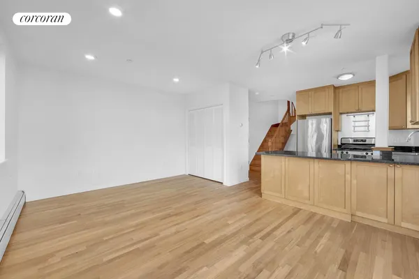 $3,995 | 811 5th Avenue, Unit 602 | Greenwood Heights