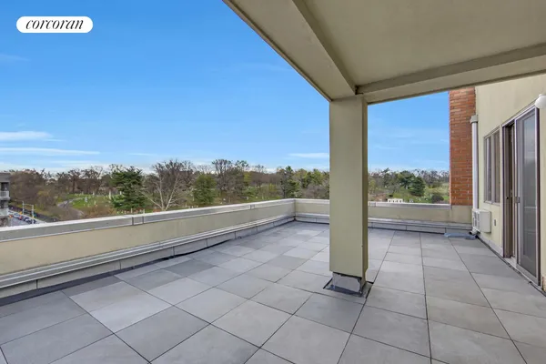 $3,995 | 811 5th Avenue, Unit 602 | Greenwood Heights