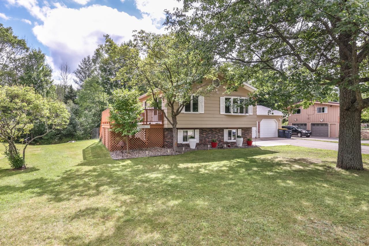 886 Woodland Drive Rhinelander, WI 54501 - Photo 1 of 40 Gallery Image 1