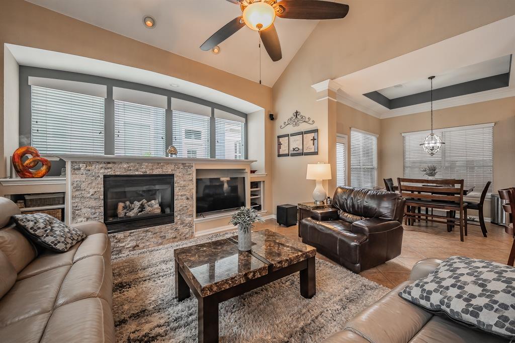 2215 Red Hawk Lane Euless, TX 76039 - Photo 7 of 28