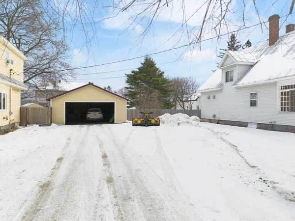 $229,900 | 88 Pine Street, Madison, ME 04950