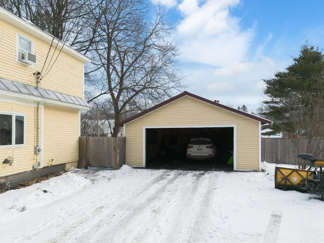 $239,900 | 88 Pine Street, Madison, ME 04950