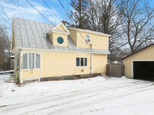 $239,900 | 88 Pine Street, Madison, ME 04950