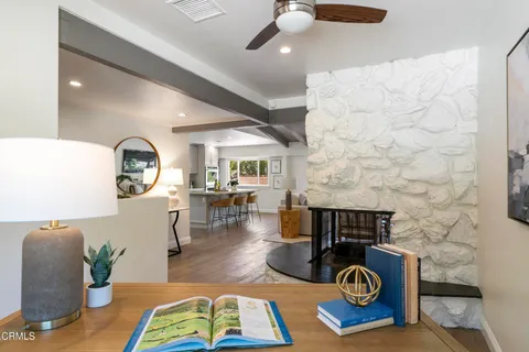 $1,899,000 | 3900 Ferntree Place, Glendale, CA 91214