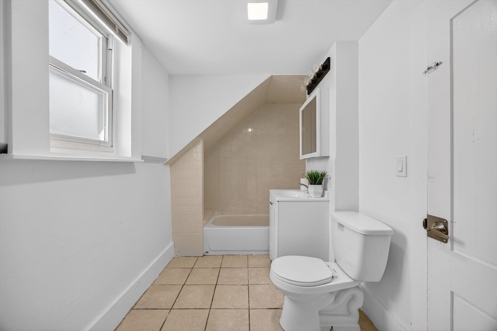 131 Adams Street Lynn, MA 01902 - Photo 23 of 29