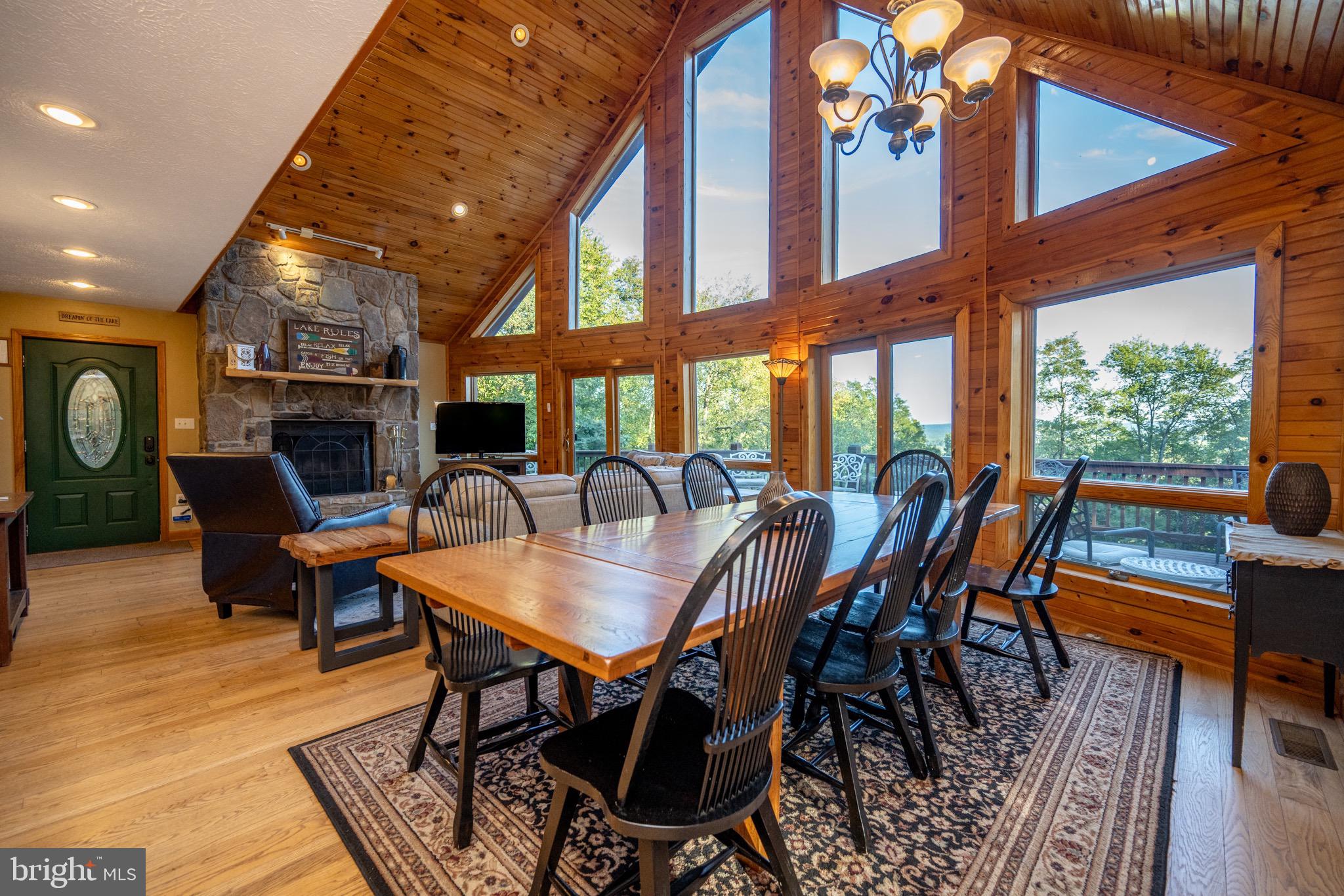 889 Paradise Ridge Road Oakland, MD 21550 - Photo 4 of 61 Gallery Image 4