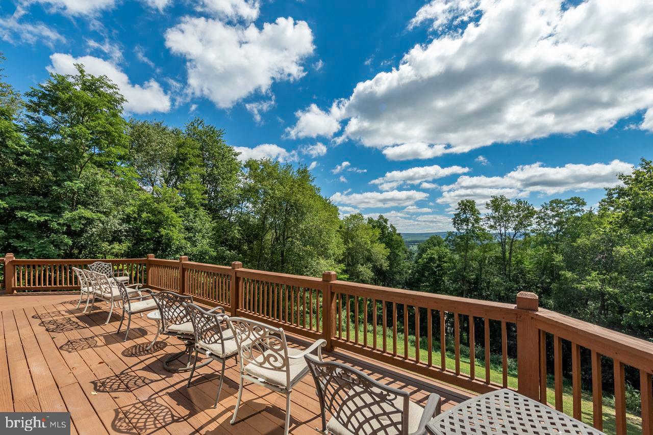 889 Paradise Ridge Road Oakland, MD 21550 - Photo 10 of 61 Gallery Image 10