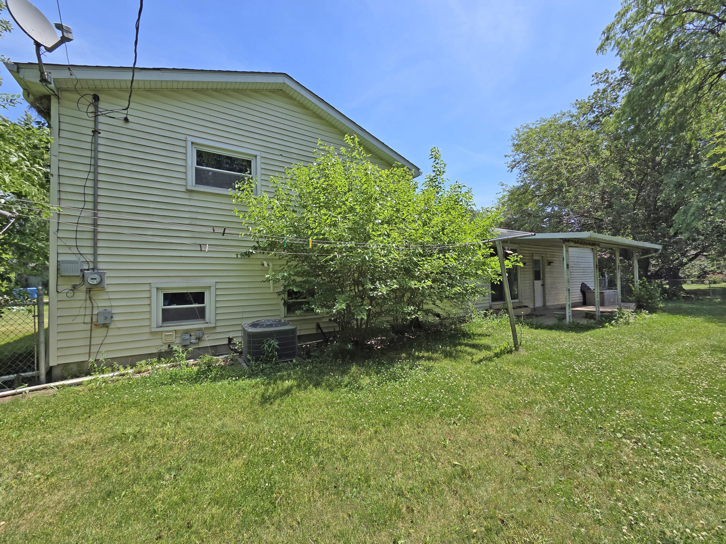 785 Aztec Court Lowell, IN 46356 - Photo 11 of 37 3000x2250