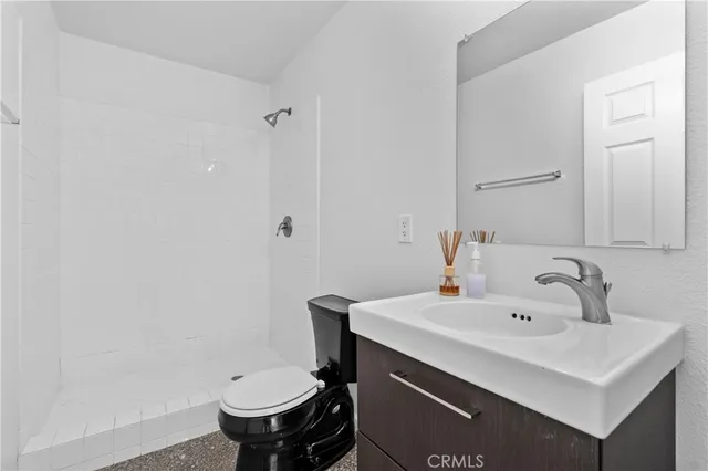 $785,000 | 6228 Lemon Avenue, Long Beach, CA 90805