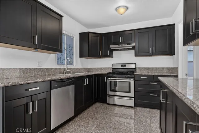 $785,000 | 6228 Lemon Avenue, Long Beach, CA 90805