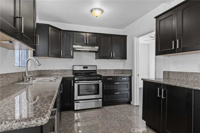 $785,000 | 6228 Lemon Avenue, Long Beach, CA 90805