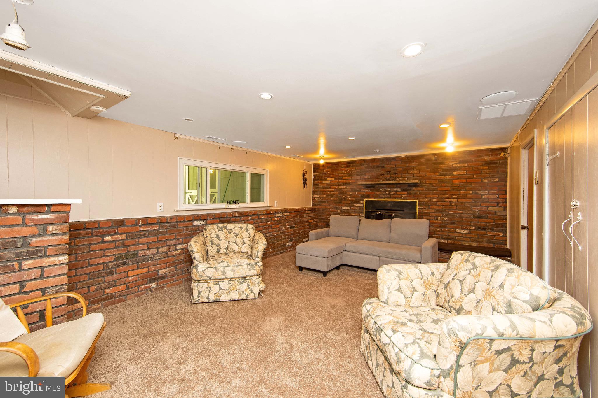 916 Bentley Road Lindenwold, NJ 08021 - Photo 16 of 19