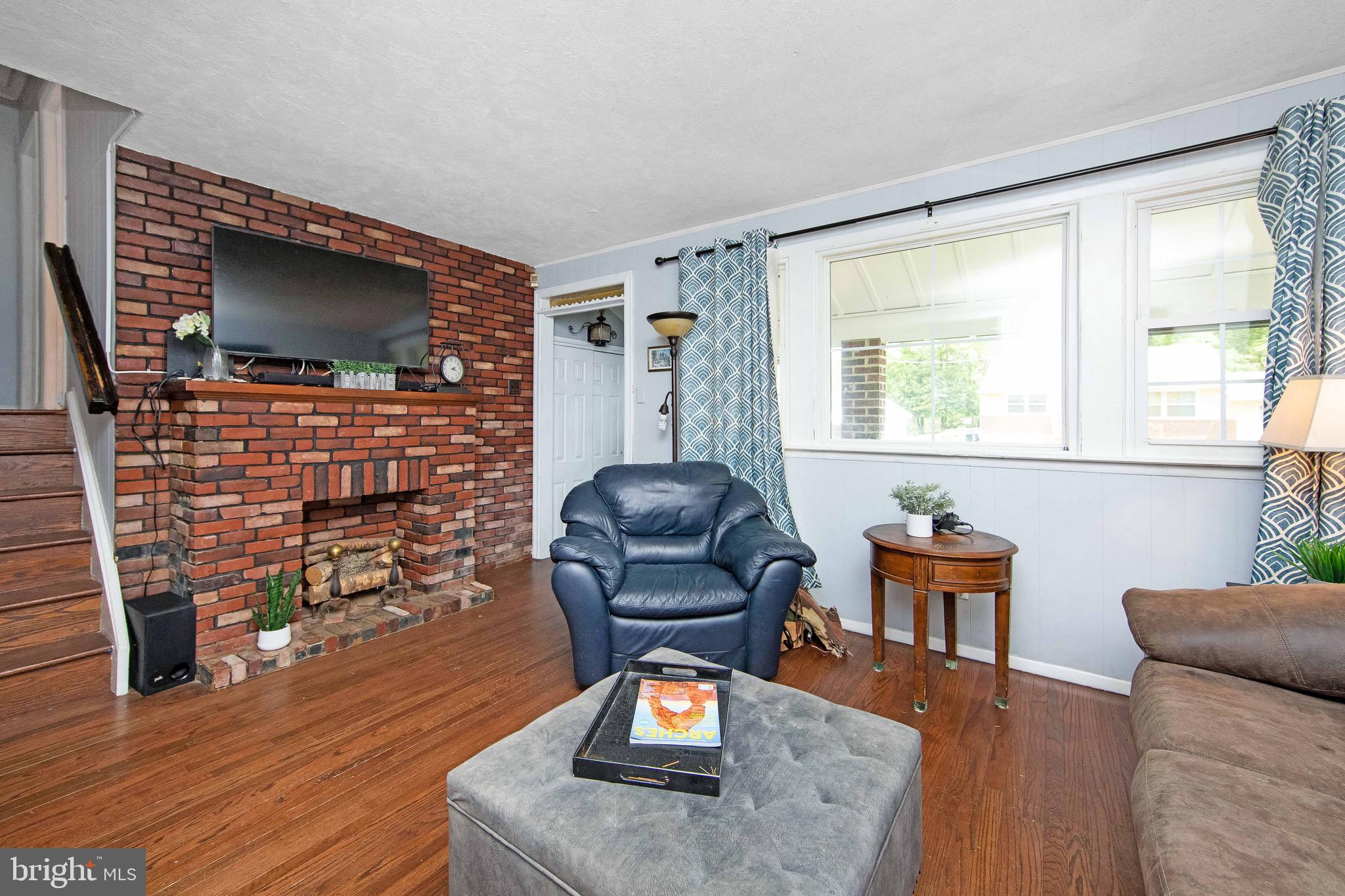 916 Bentley Road Lindenwold, NJ 08021 - Photo 5 of 19