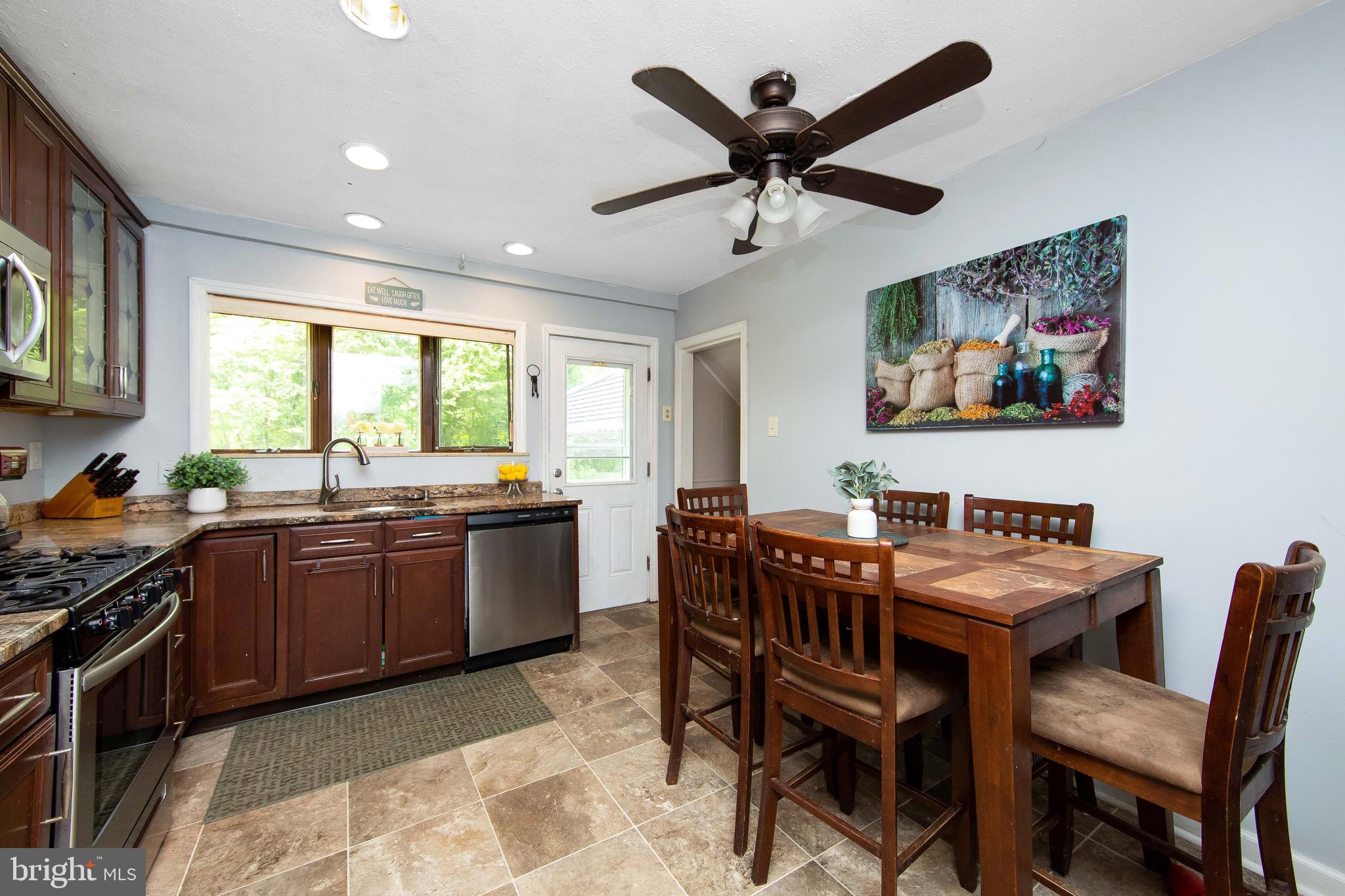 916 Bentley Road Lindenwold, NJ 08021 - Photo 7 of 19