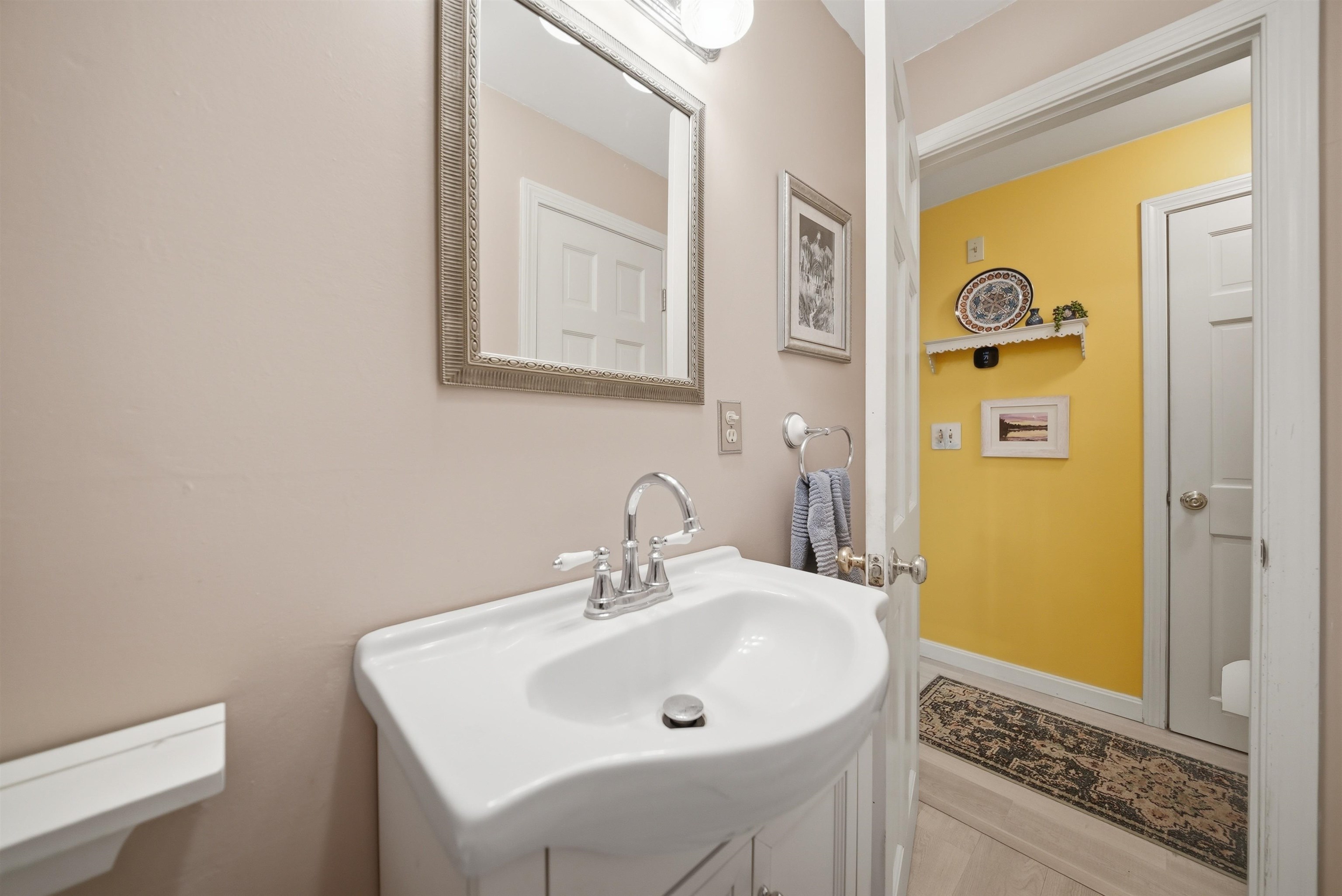 11 Mitchell Street Merrimack, NH 03054 - Photo 23 of 51 Gallery Image 23