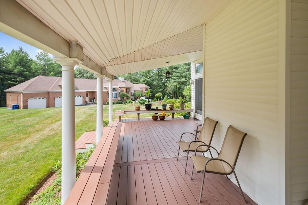 99 Canavan Drive Braintree, MA 02184 - Photo 31 of 35