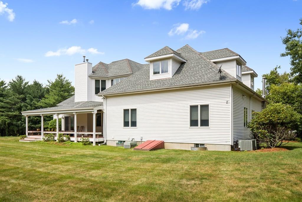 99 Canavan Drive Braintree, MA 02184 - Photo 32 of 35