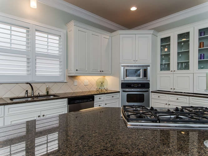 12221 Beestone Lane Raleigh, NC 27614 - Photo 5 of 25 Kitchen