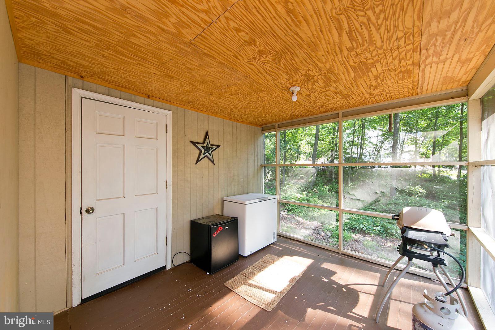 141 Red Fox Trail Winchester, VA 22602 - Photo 20 of 30 Screened in Porch