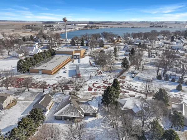 $330,000 | 431 Elizabeth Avenue, Lake Wilson, MN 56151